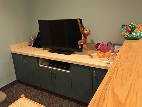 Desk - Pediatric Dentist in Avon, CT